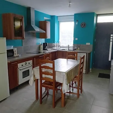 Logement Dans La Campagne Nerisienne Apartment